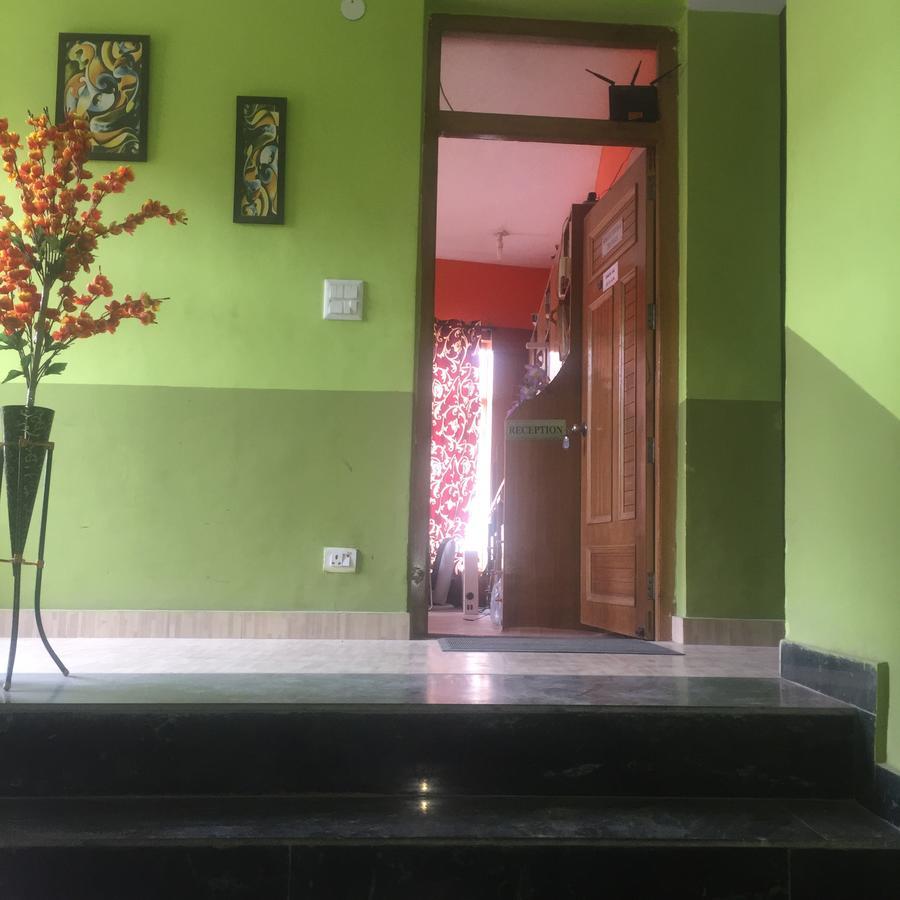 Hotel Cozy Corner Лех Екстериор снимка
